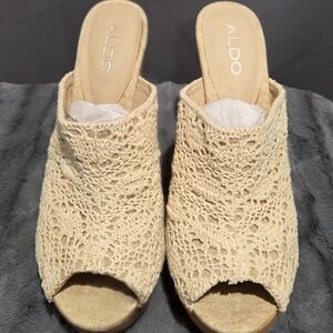 ALDO Women's Cream Peep-Toe Mules